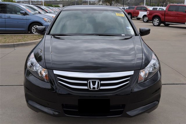 Honda Accord 2012 photo 2