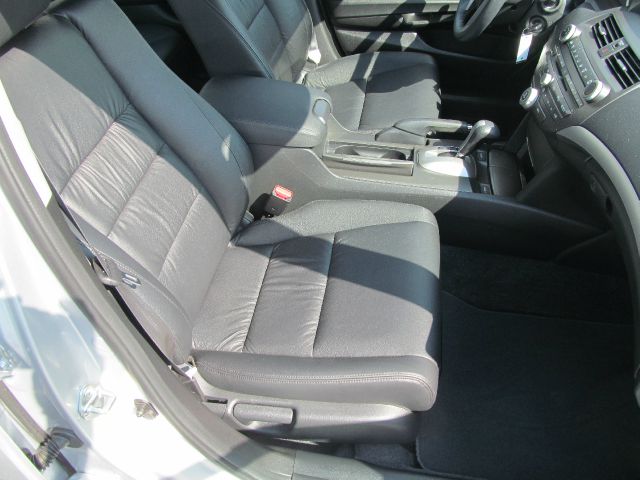 Honda Accord 2012 photo 1