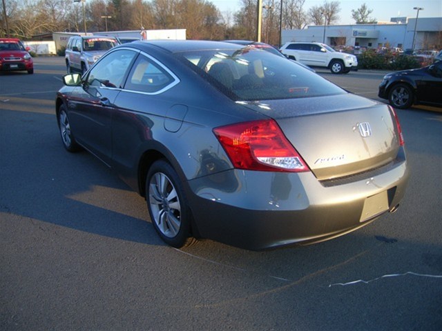 Honda Accord 2012 photo 2