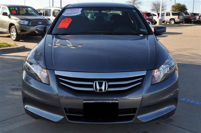 Honda Accord 2012 photo 1