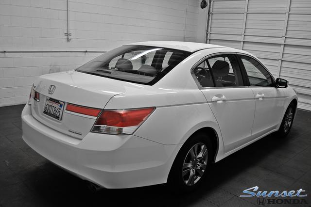 Honda Accord 2012 photo 3