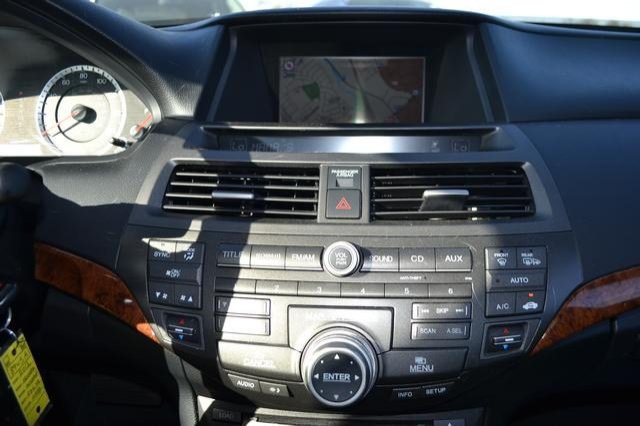 Honda Accord 2012 photo 1