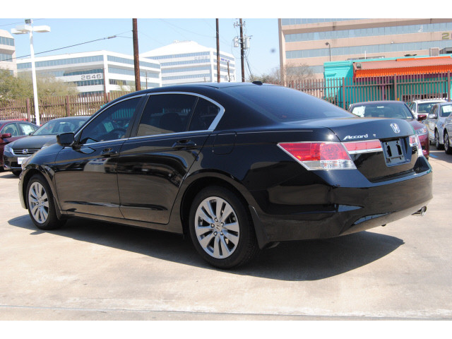 Honda Accord 2012 photo 1
