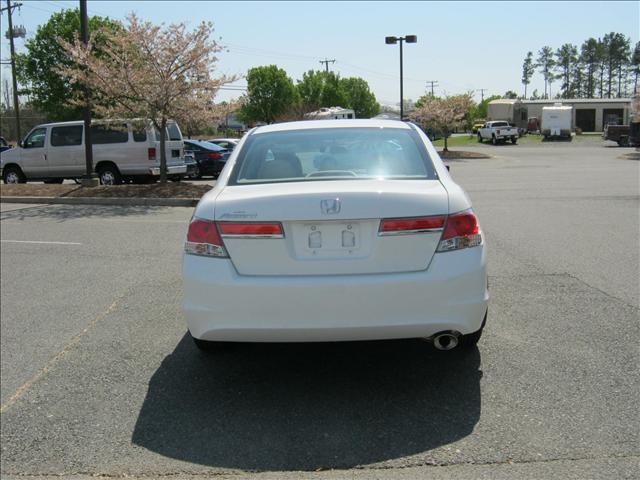 Honda Accord 2012 photo 1