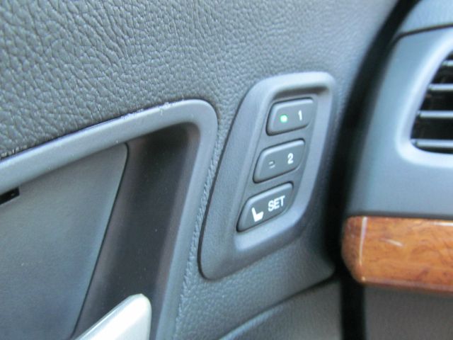 Honda Accord 2012 photo 18