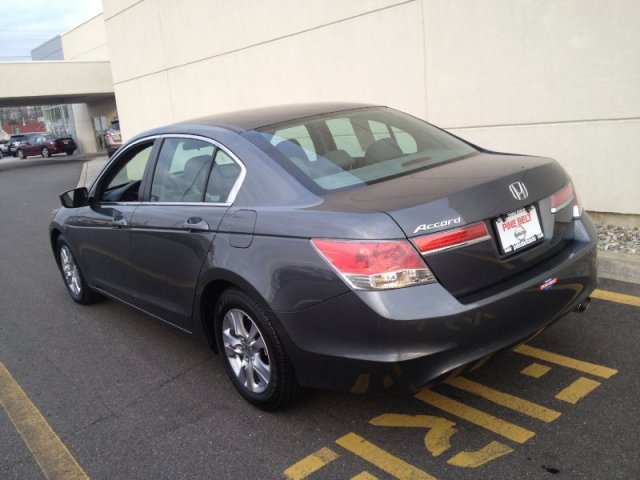Honda Accord 2012 photo 4