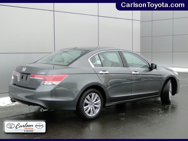 Honda Accord 2012 photo 1