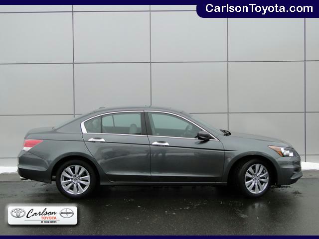 Honda Accord 2012 photo 2