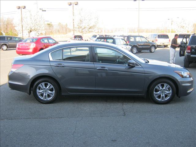 Honda Accord 2012 photo 1