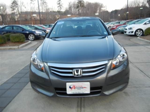 Honda Accord 2012 photo 1