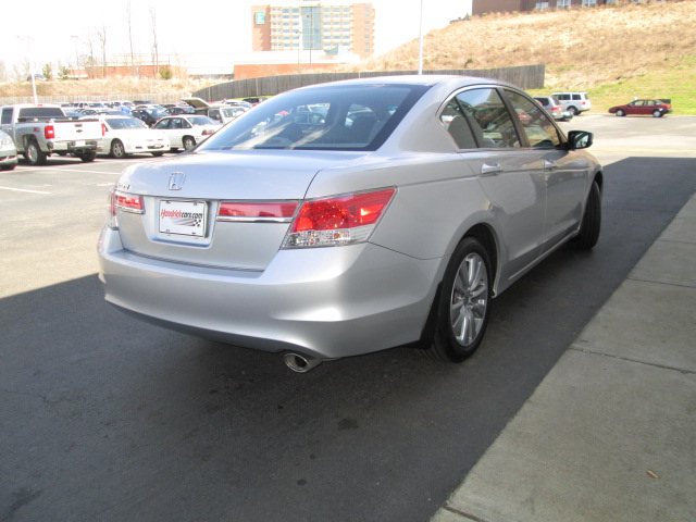 Honda Accord 2012 photo 1