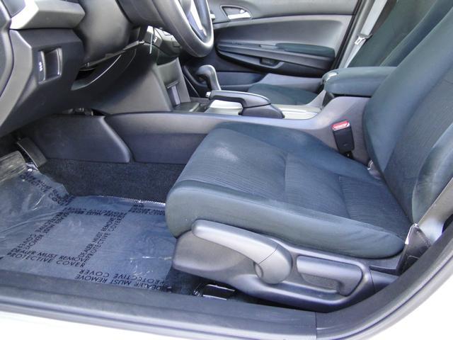 Honda Accord 2012 photo 14