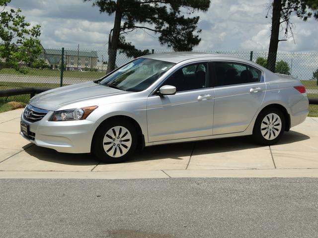 Honda Accord 2012 photo 16