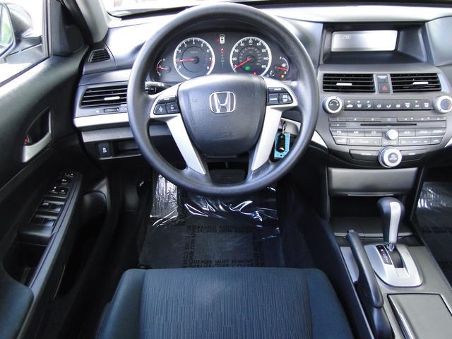 Honda Accord 2012 photo 23