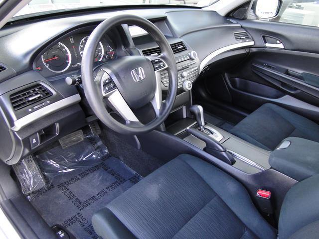 Honda Accord 2012 photo 25