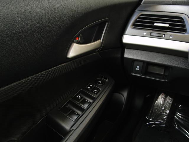 Honda Accord 2012 photo 30