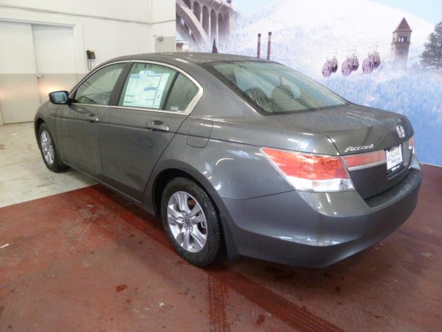 Honda Accord 2012 photo 1