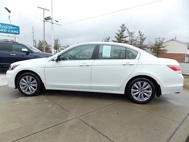 Honda Accord 2012 photo 1