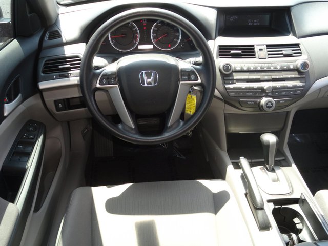 Honda Accord 2012 photo 2
