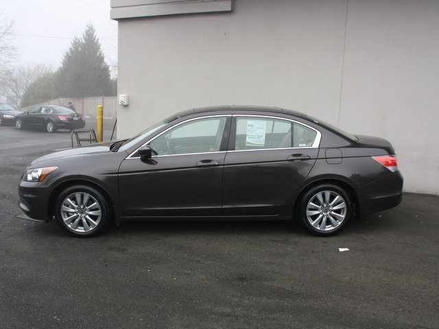 Honda Accord 2012 photo 1