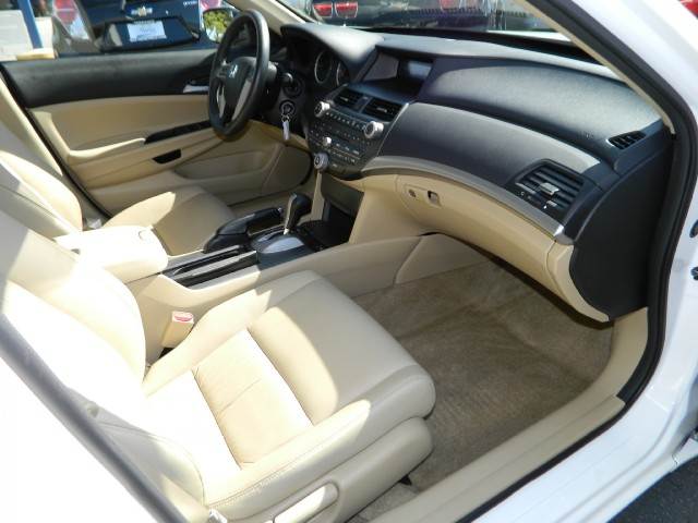 Honda Accord 2012 photo 2