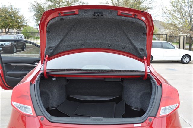 Honda Accord 2012 photo 1