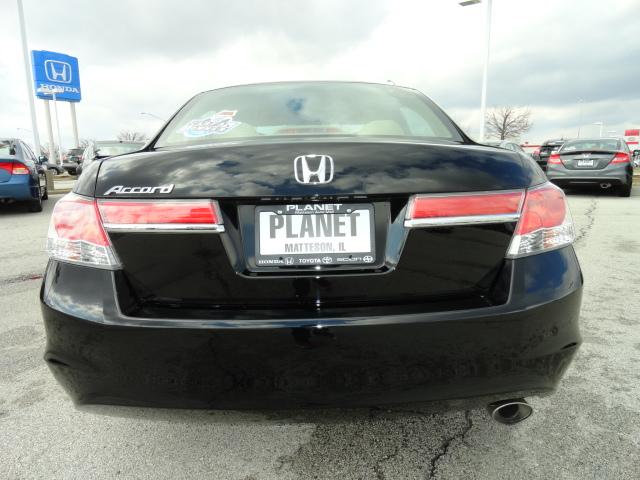 Honda Accord 2012 photo 4