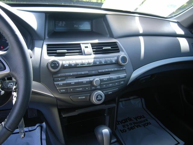 Honda Accord 2012 photo 8