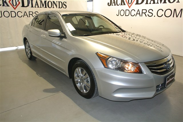 Honda Accord 2012 photo 1