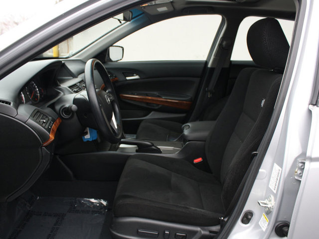 Honda Accord 2012 photo 1