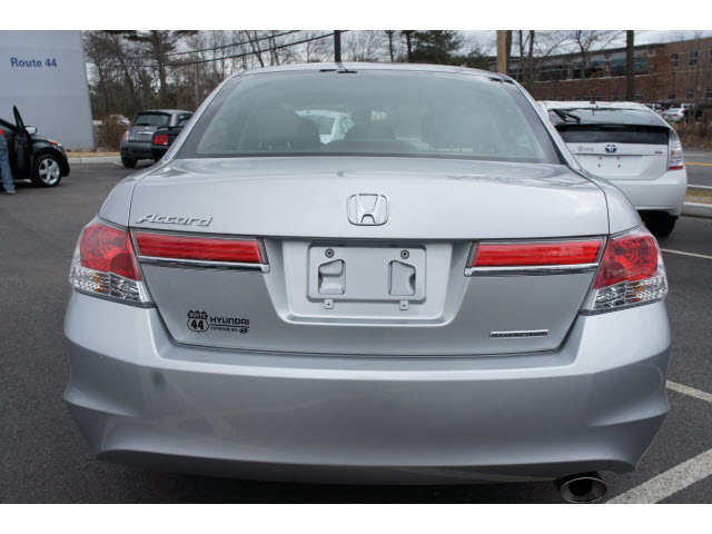 Honda Accord 2012 photo 3