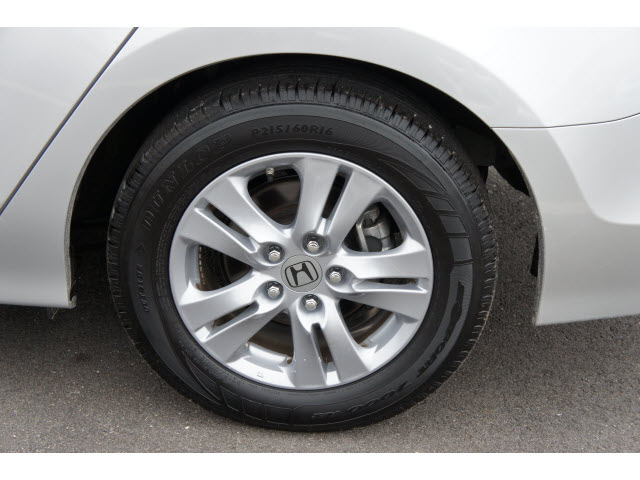 Honda Accord 2012 photo 4