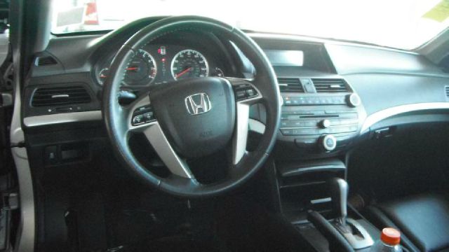 Honda Accord 2012 photo 2