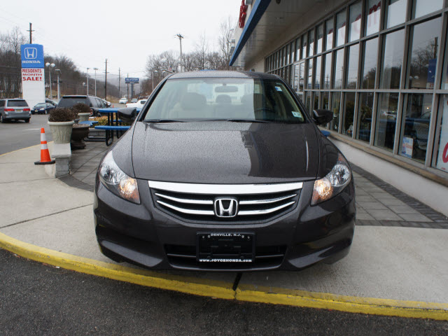 Honda Accord 2012 photo 4