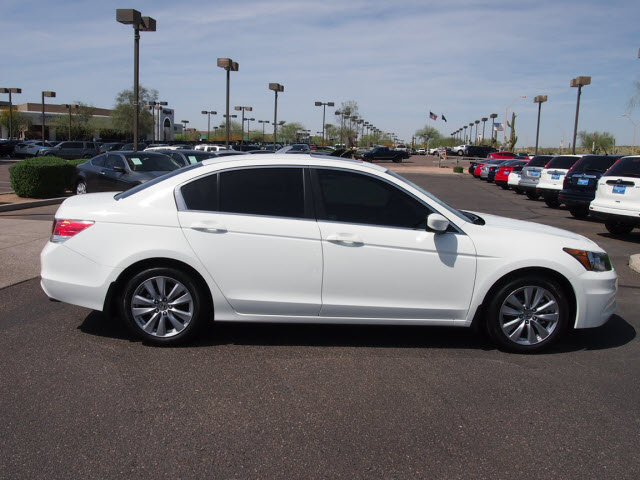 Honda Accord 2012 photo 2