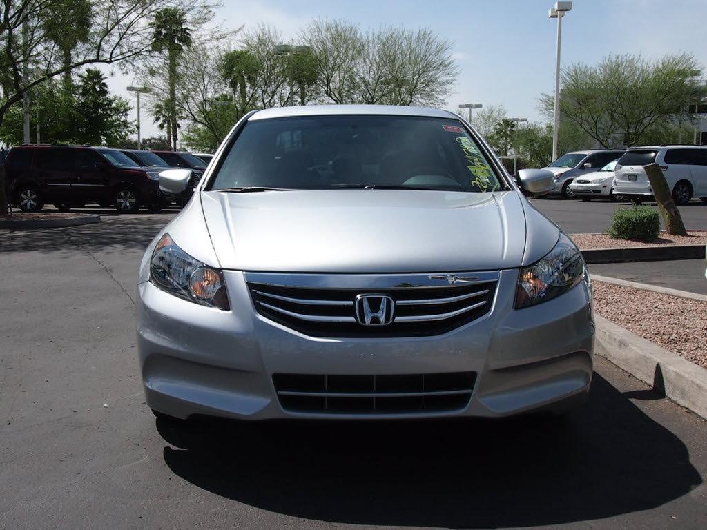 Honda Accord 2012 photo 1