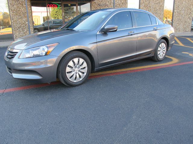Honda Accord 2dr Reg Cab 120.5 WB Sedan