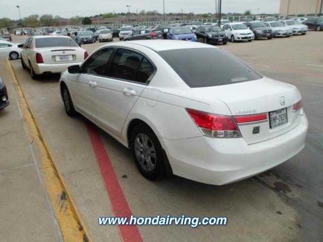 Honda Accord 2012 photo 2