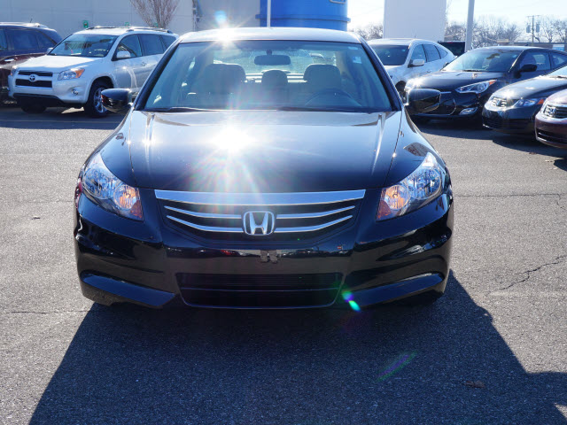 Honda Accord 2012 photo 2
