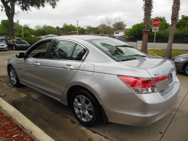 Honda Accord 2012 photo 2