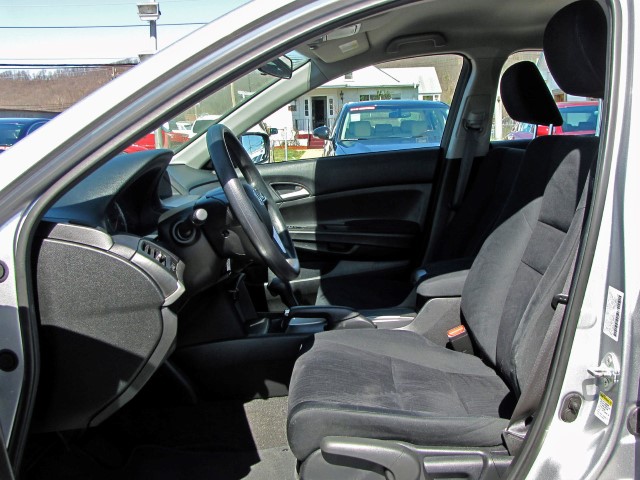 Honda Accord 2012 photo 2