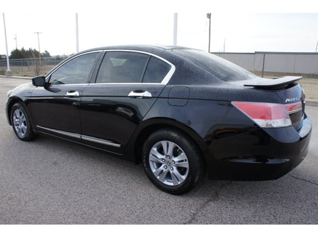 Honda Accord 2012 photo 2