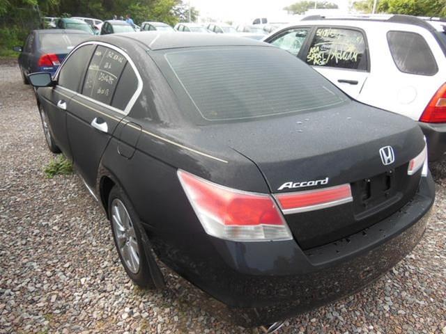 Honda Accord 2012 photo 1