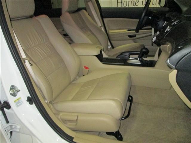 Honda Accord 2012 photo 2