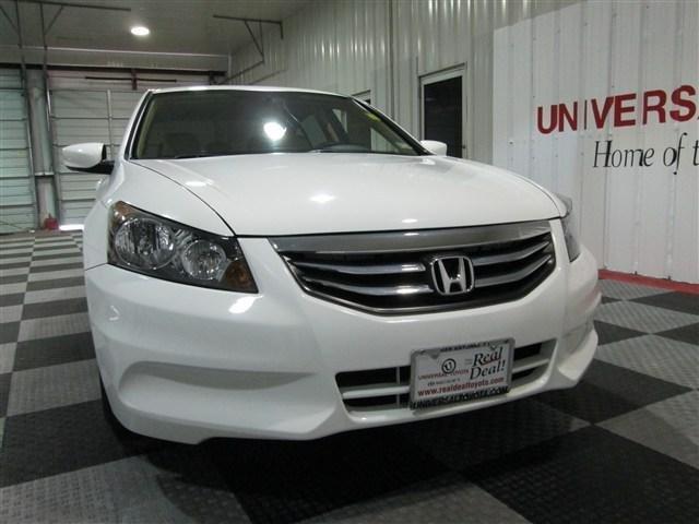 Honda Accord 2012 photo 3