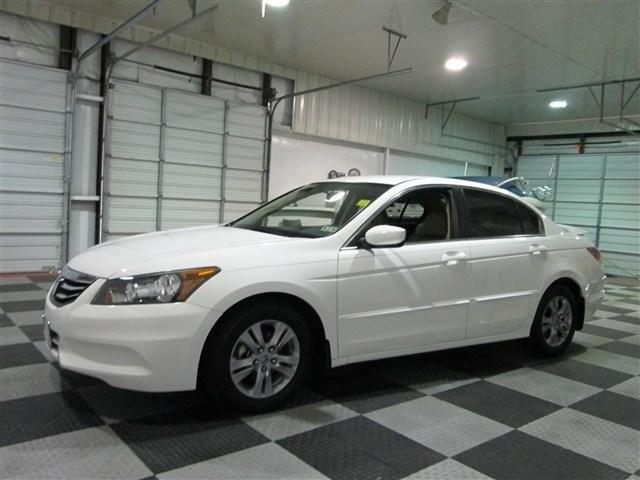 Honda Accord 2012 photo 9