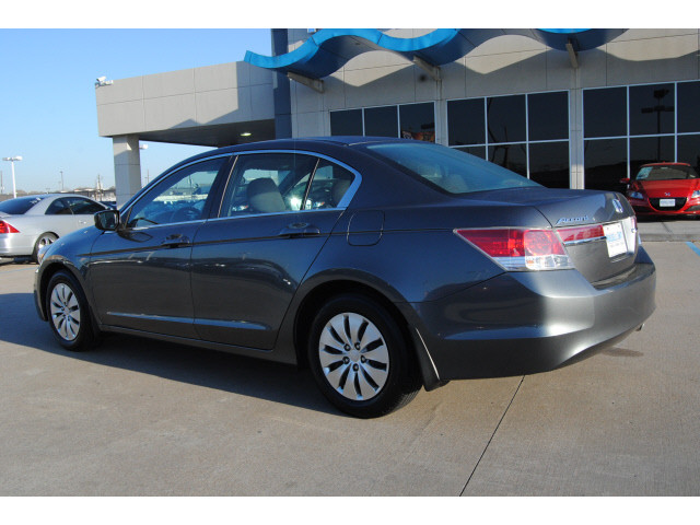 Honda Accord 2012 photo 2