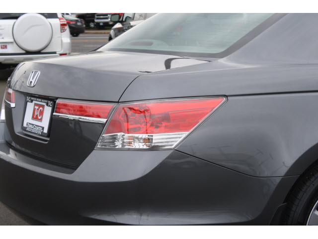 Honda Accord 2012 photo 2