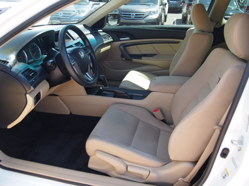 Honda Accord 2012 photo 4