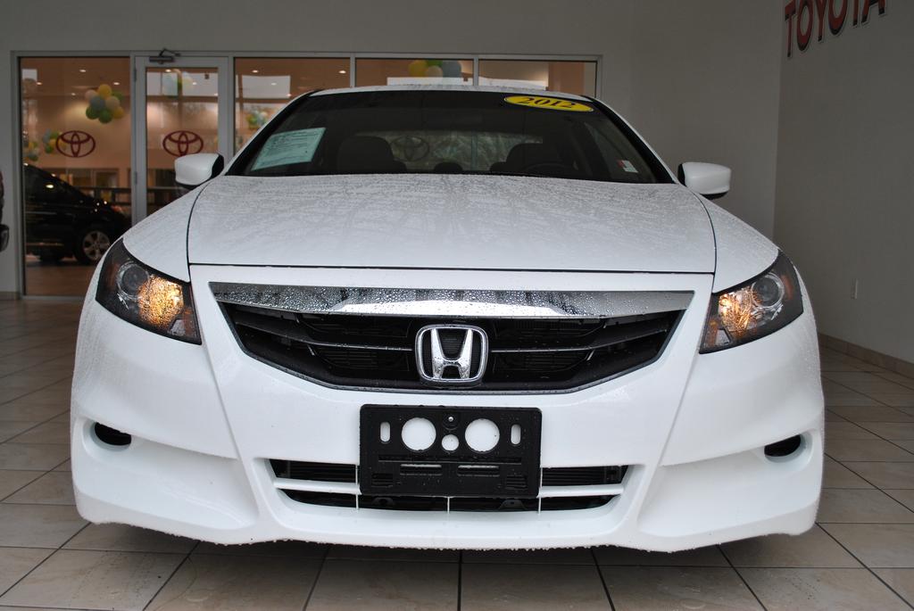 Honda Accord 2012 photo 1